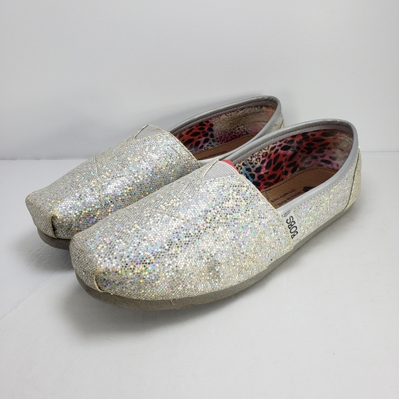 Skechers Shoes - Woman's Bob glitter shoes, size 7.
